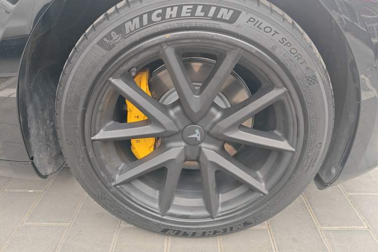 Used Tesla Model 3 2022 Rear-Wheel-Drive Version
