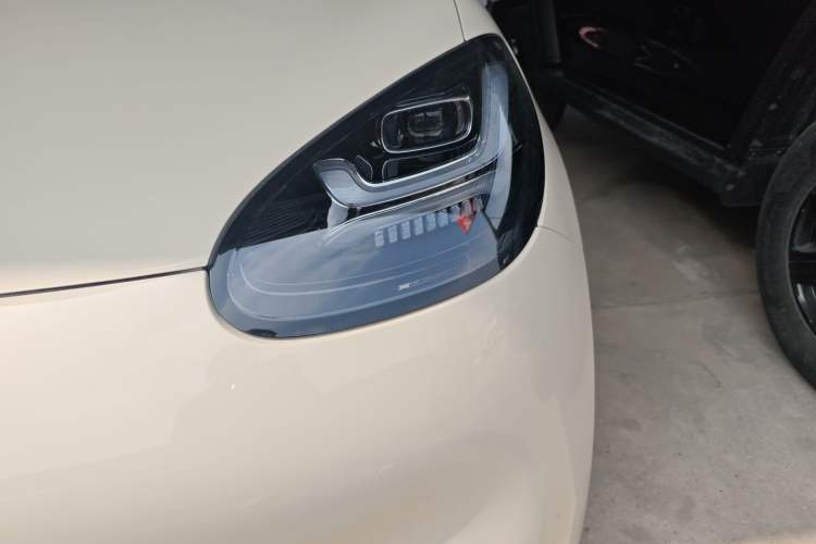 Used Wuling Bingo 2025 333 km Enjoyment Version Left Front Headlight