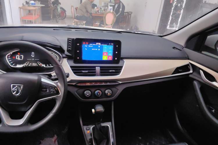 Used Baojun 360 2019 1.5L CVT Elite Version China VI Audio And AC Panel