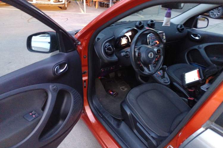 Used smart forfour 2016 1.0L 52 kW Passion Edition
