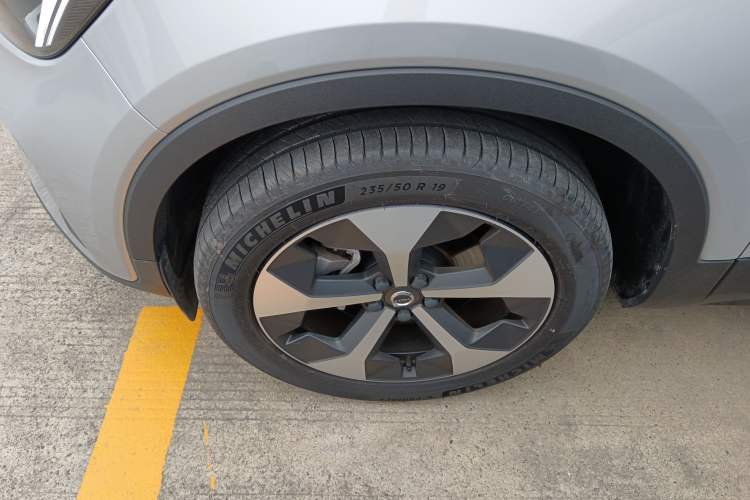 Used Volvo XC40 2024 B4 4x4 Smart Luxury Edition