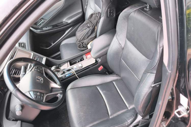 Used Honda Spirior 2015 2.4L Prestige Edition
