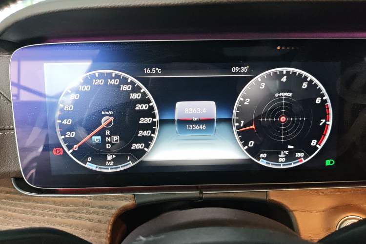 Used Mercedes-Benz E-Class 2018 Facelift E 300 L Luxury Edition
