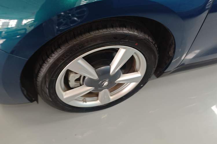 Used ORA Good Cat 2021 400km Standard Range Venus Edition Lithium Iron Phosphate Left Front Wheel Hub