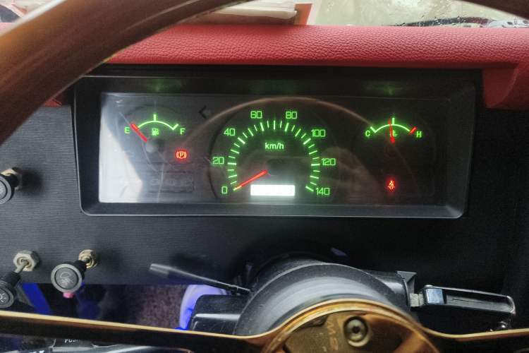 Used BAW 212 Classic 2016 2.0L Square Door Four-Wheel Drive Luxury Version China V
