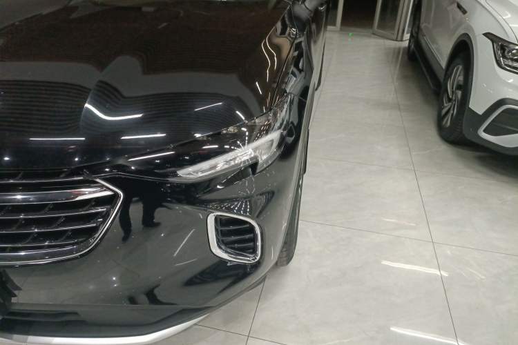 Used Buick Envision 2022 Encore S 552T Two-Wheel Drive Elite Model