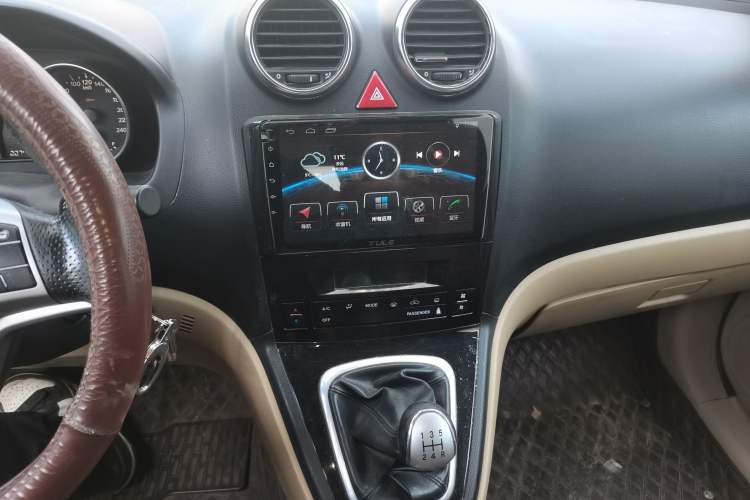 Used Haval H6 2011 2.0L Manual Two-Wheel Drive Elite Version