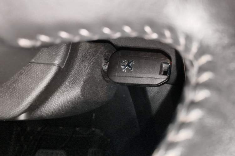 Used Peugeot 408 2019 230THP Automatic Luxury Edition China V Standard Vehicle Key