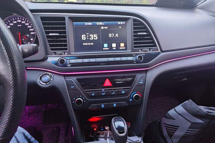 Used Hyundai Elantra (6th Generation / Lingdong) 2018 1.4T Dual-Clutch Xuan Dong · Dynamic Edition Audio And AC Panel