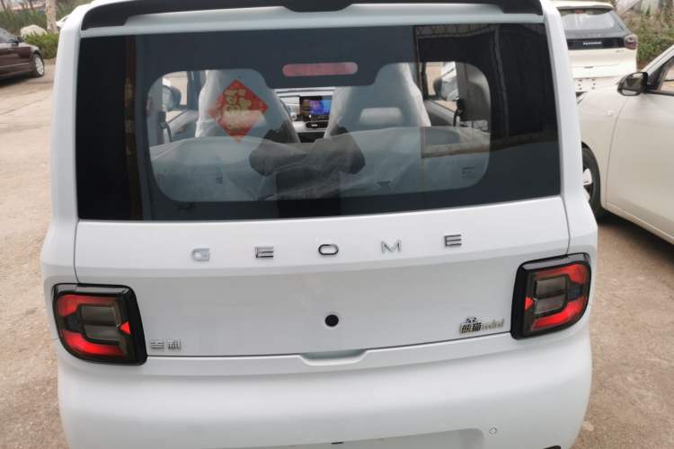 Used Geely Galaxy Panda 2025 210 km – Yuanqi Bear
