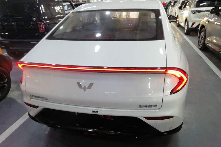 Used Wuling Xingguang 2024 Co-Creation Edition 510 Advanced Model
