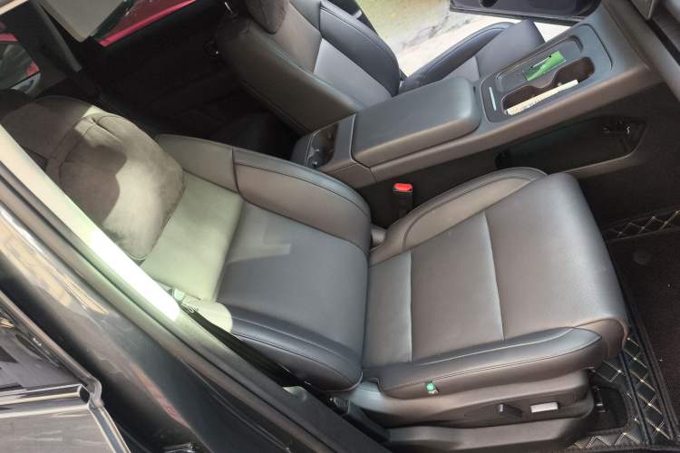 Used Leapmotor C16 2024 Pure Electric 520 Deluxe Edition