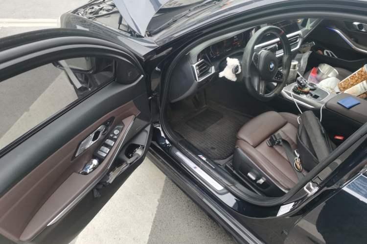 Used BMW 3 Series 2021 325Li M Sport Shadowline Package
