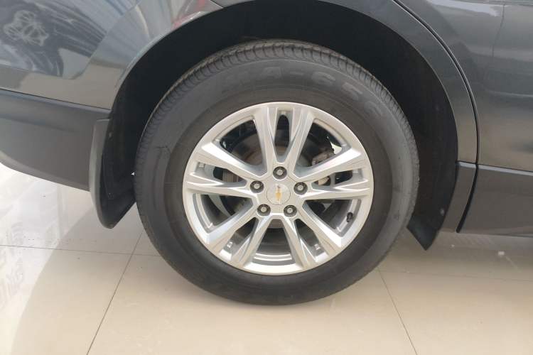 Used Chevrolet Equinox 2018 535T Automatic YuJie Edition Right Rear Wheel Hub