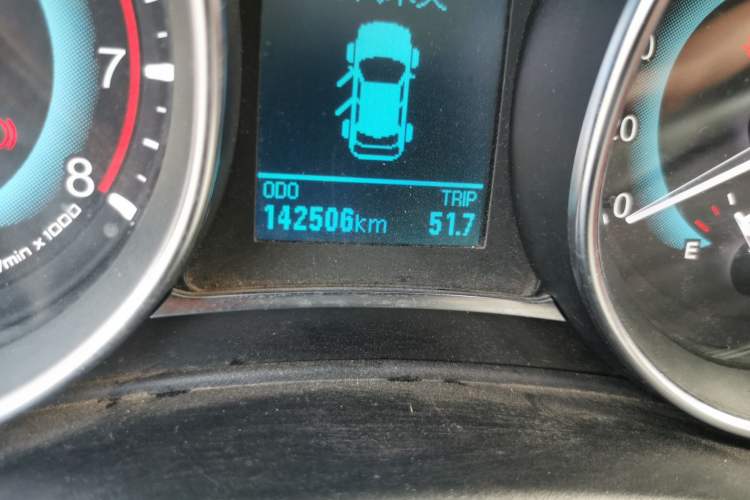 Used Haval H1 2016 Blue Label 1.5L AMT Urban Model Odometer Close Up