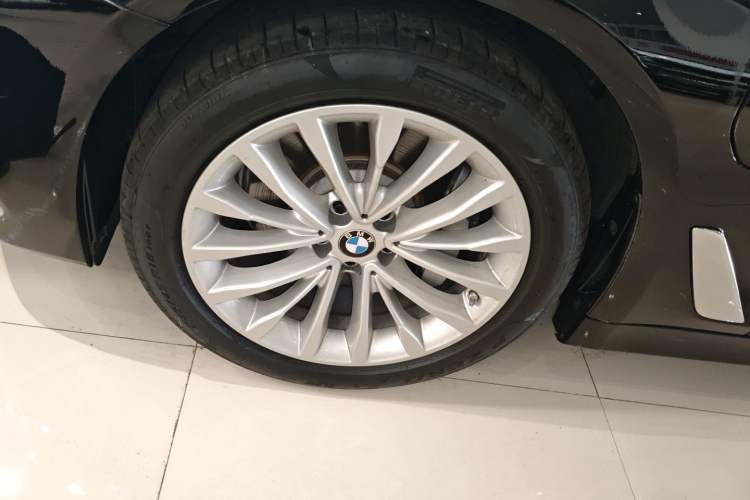 Used BMW 5 Series New Energy 2020 Mileage Upgrade Version 530Le Pioneer Edition