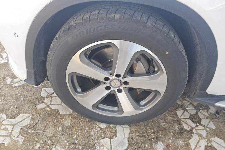 Used Mercedes-Benz GLC 2017 GLC 260 4MATIC Luxury Model