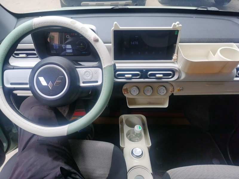 Used Wuling Hongguang MINIEV 2024 3rd Generation 215km Youth Edition — 9