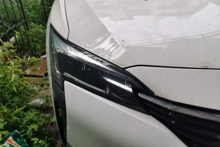 Used Buick Velite 6 2022 Plug-in Hybrid Connected Fashion Model Right Front Headlight