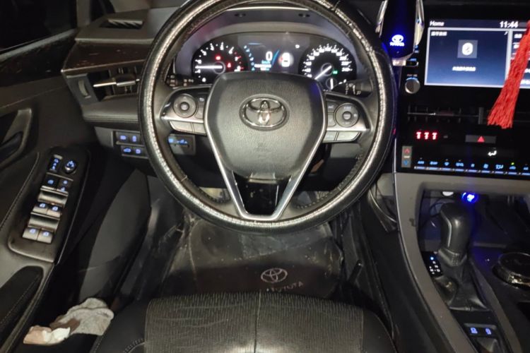 Used Toyota Avalon 2019 2.0L Luxury Edition China VI Standard Steering Wheel