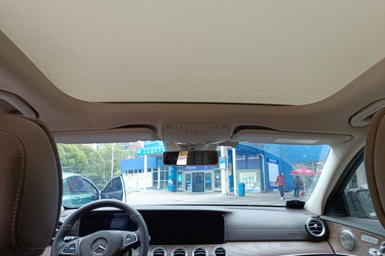 Used Mercedes-Benz E-Class 2016 E 300 L Stylish Model
