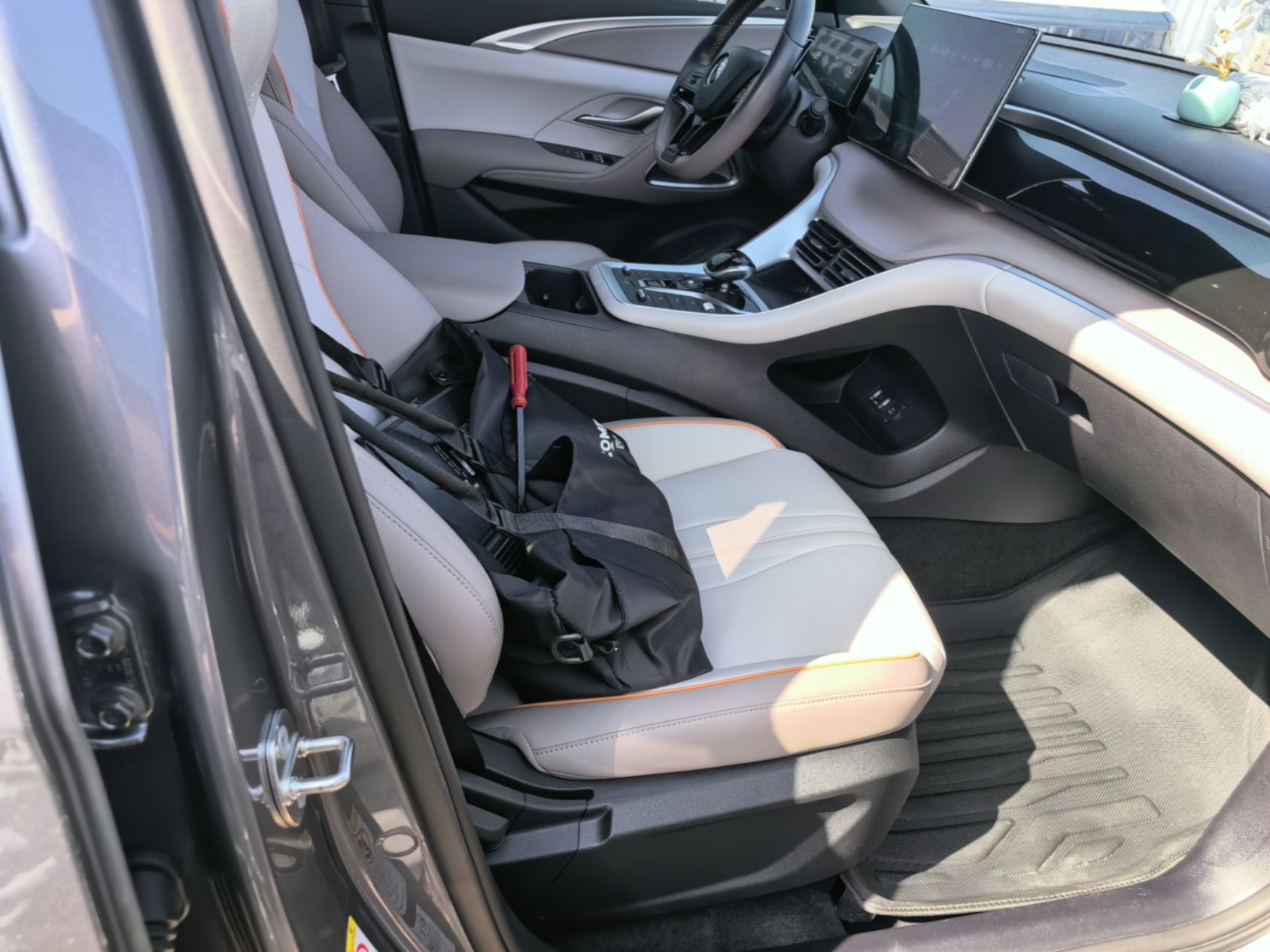 BYD Song Pro New Energy 2024 HONOR Edition DM-i 110KM Beyond Model — снимка 19