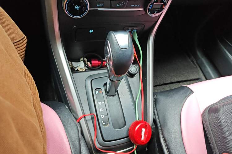 Used Ford EcoSport 2018 1.5L Automatic Zunyi Trim Gear Lever