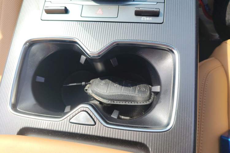 Used BYD Song L DM-i 2024 112 km Beyond Edition Interior 1