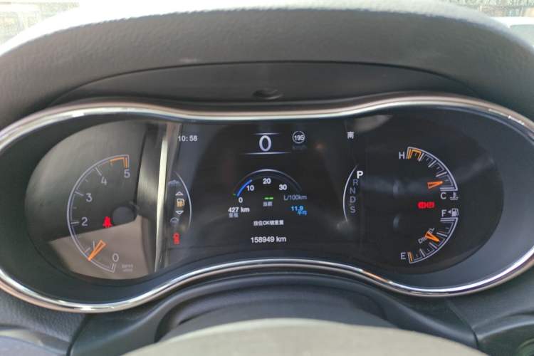 Used Jeep Grand Cherokee 2015 3.0TD Diesel Elite Navigation Edition Instrument Cluster