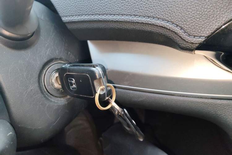 Used Honda CR-V 2016 2.0L two-wheel drive Urban Edition
