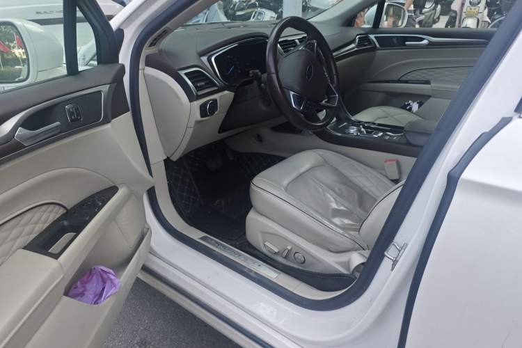 Used Ford Mondeo 2017 2.0L HEV ZhiZun Flagship Version