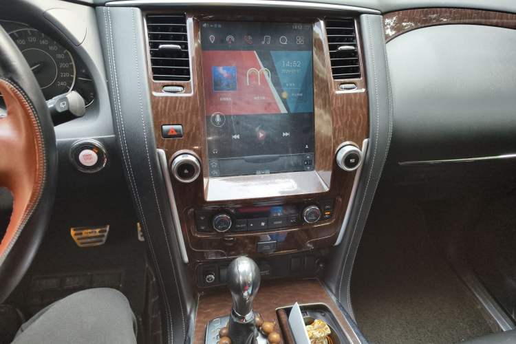 Used Nissan Patrol 2018 4.0L LinkedIn Edition