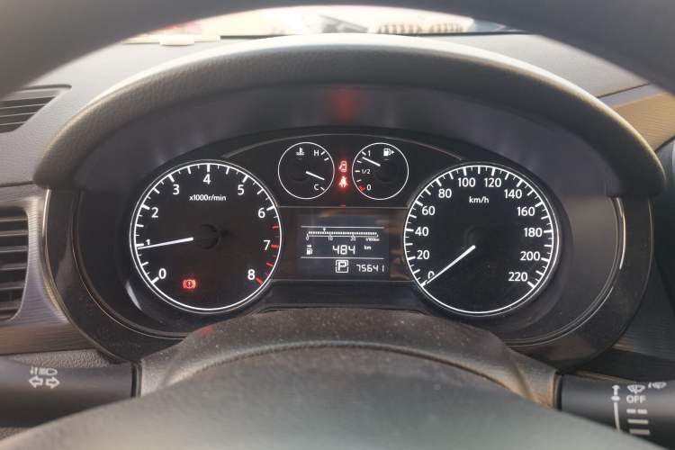 Used Nissan Tiida 2014 1.6L CVT Comfort Model Instrument Cluster