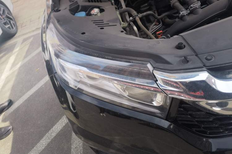 Used Honda Avancier 2017 240TURBO Two-Wheel Drive Elite Edition Right Front Headlight