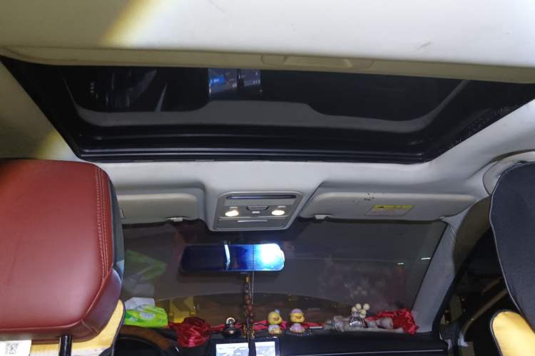 Used FORTHING T5 2020 1.5T Automatic Luxury Model China VI Standard Headliner