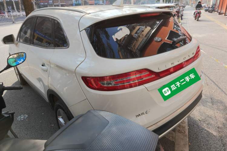 Used Lincoln MKC 2017 2.0T Two-Wheel Drive Deluxe Edition