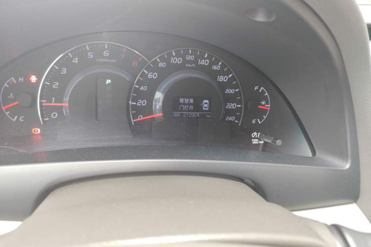 Used Toyota Camry 2012 200G Classic Luxury Edition