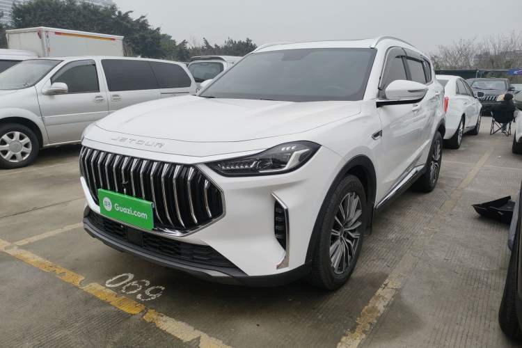 Used JETOUR X70 PLUS 2024 Champion Edition 1.5T DCT Champion MAX 5-Seater