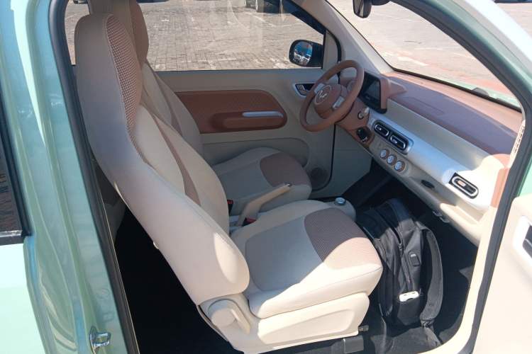 Used Wuling Hongguang MINIEV 2024 3rd Generation 215km Youth Edition
