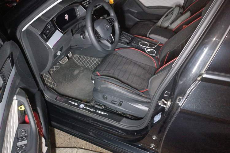 Used Volkswagen Magotan 2023 2 Million Units Commemorative Edition 330TSI DSG Luxury Version