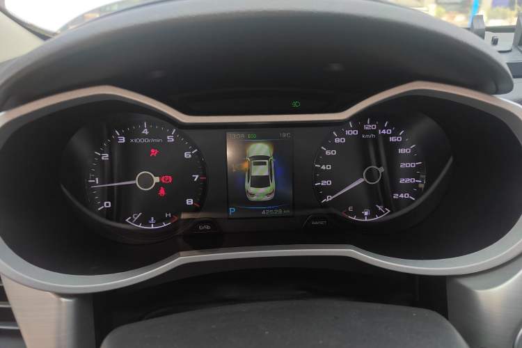 Used Geely Auto Emgrand GL 2017 1.8L DCT Elite Model
