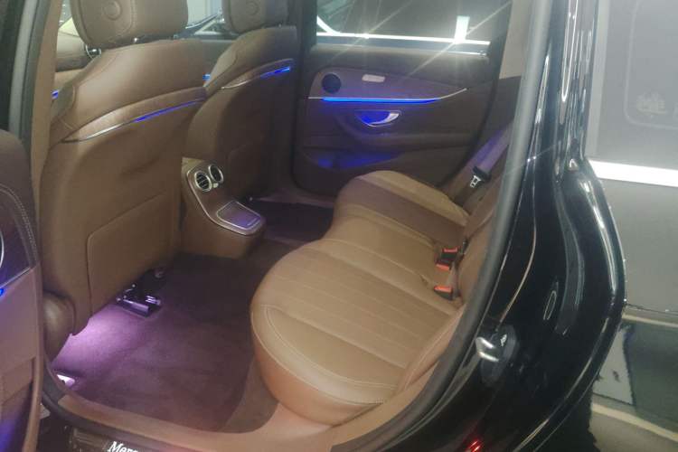 Used Mercedes-Benz E-Class 2023 Updated E 300 L Fashion Edition
