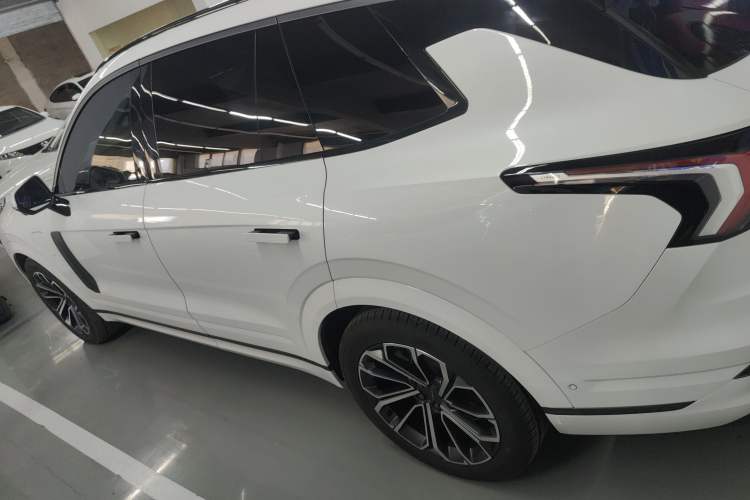 Used Lynk & Co 09 EM-P 2021 2.0T PHEV Halo Six-Seater
