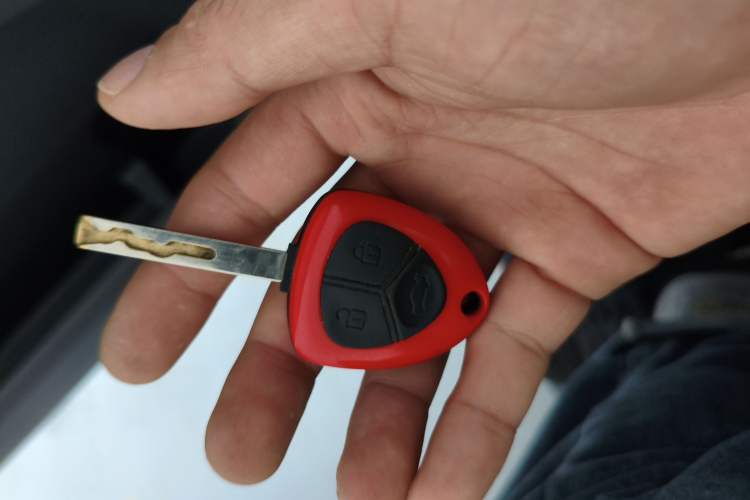 Used Wuling Hongguang MINIEV 2022 GAMEBOY 200km Gaming Edition with Lithium Iron Phosphate Vehicle Key