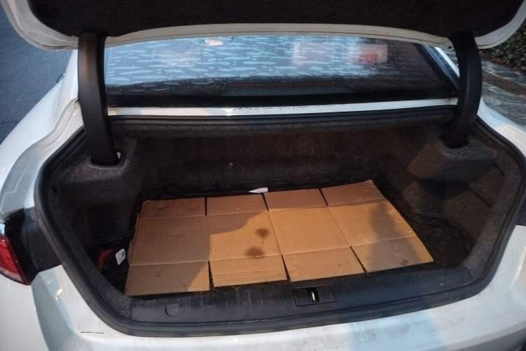 Used Geely Auto Emgrand GT 2018 1.5T MHEV Yaoxiang Edition