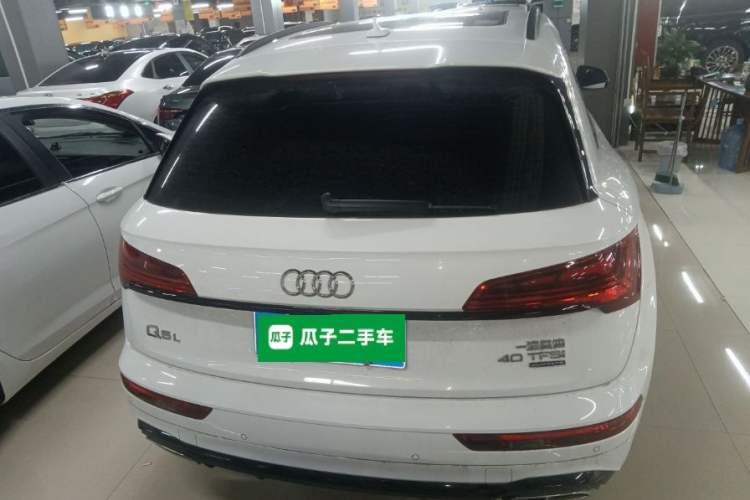 Used Audi Q5L 2022 40T Fashionable and Dynamic Model