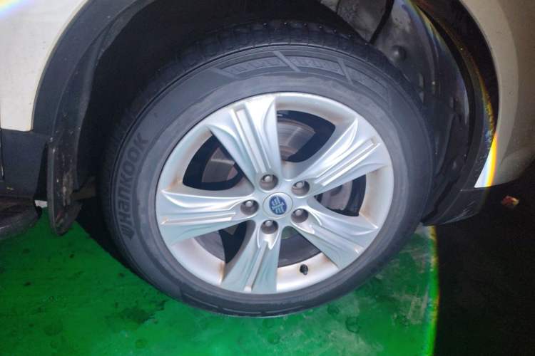 Used Bestune X80 2015 2.0L automatic comfort version
