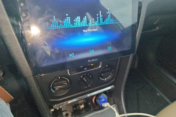 Used Volkswagen Bora 2016 1.6L Manual Fashion Edition
