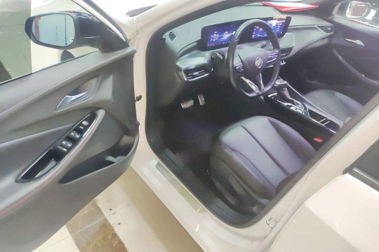 Used Buick Verano 2023 Pro GS Hunter Wind Edition
