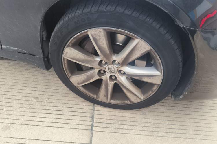 Used Lexus LS 2010 600hL